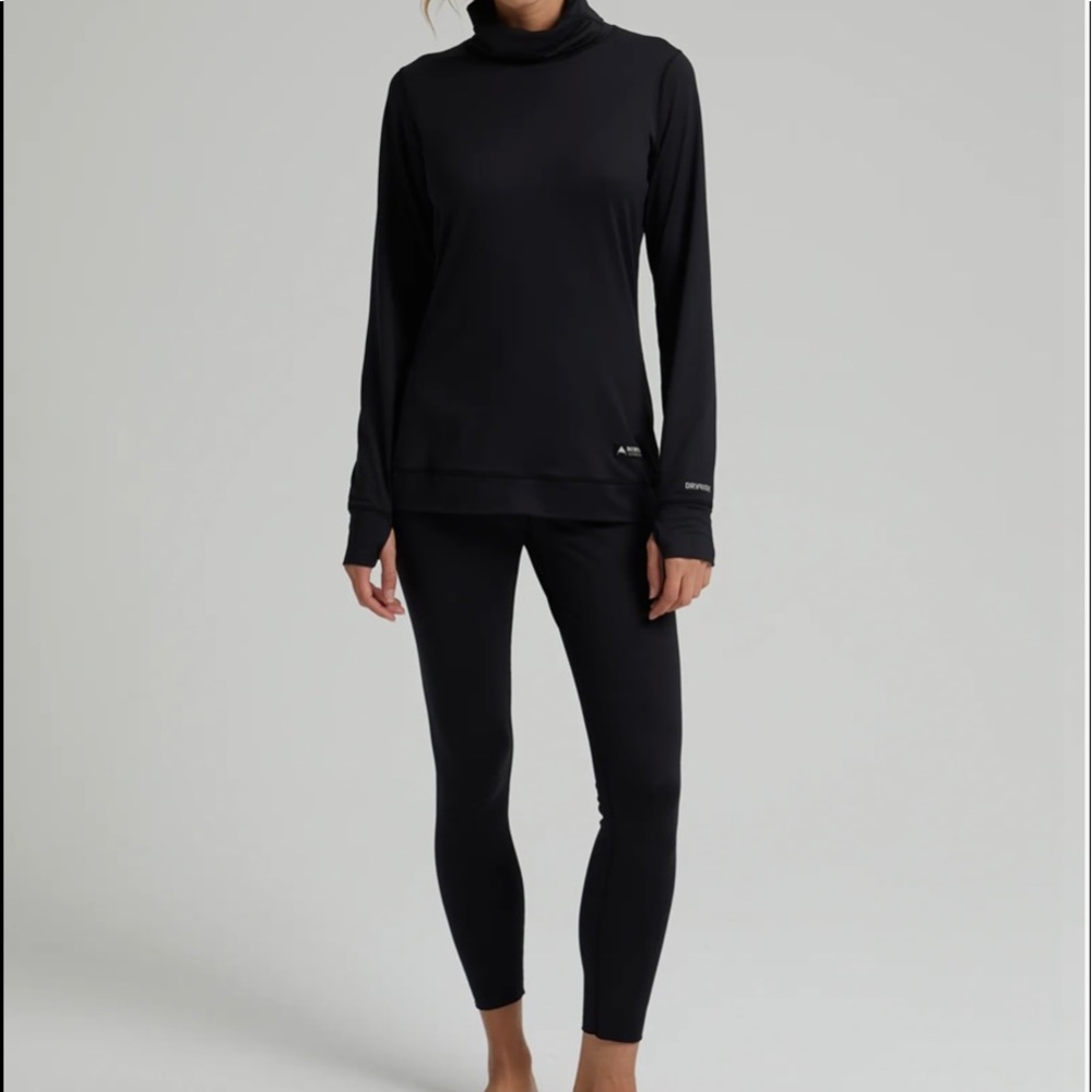 Burton Women's Black Midweight Base Layer Long Neck Shirt. Sz M. NWT & box.